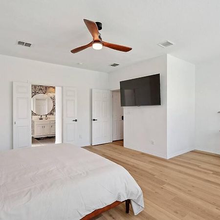 Villa Wellness Oasis 5Br W Pool + Huge Yard + Fire Pit Sachse Esterno foto