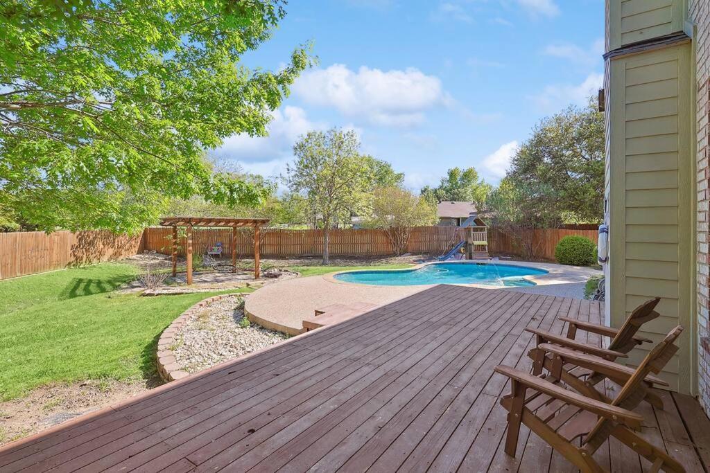 Villa Wellness Oasis 5Br W Pool + Huge Yard + Fire Pit Sachse Esterno foto
