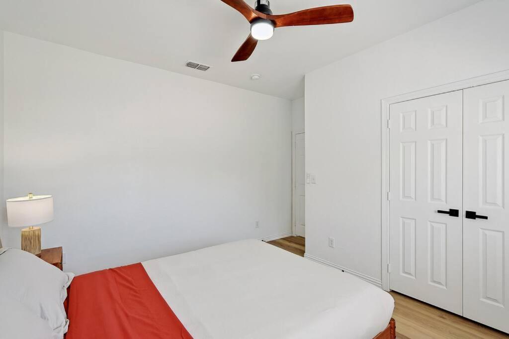 Villa Wellness Oasis 5Br W Pool + Huge Yard + Fire Pit Sachse Esterno foto