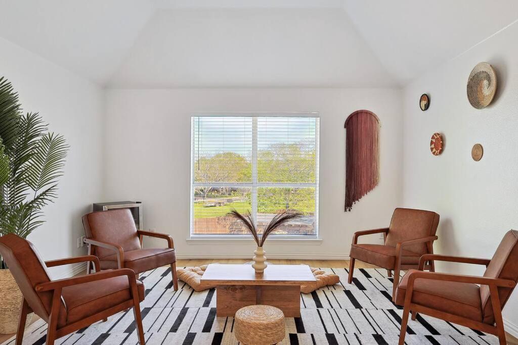 Villa Wellness Oasis 5Br W Pool + Huge Yard + Fire Pit Sachse Esterno foto
