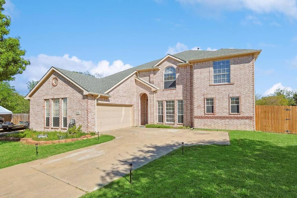 Villa Wellness Oasis 5Br W Pool + Huge Yard + Fire Pit Sachse Esterno foto